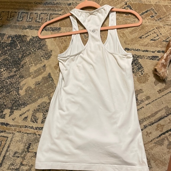 White lululemon tank - Picture 2 of 2